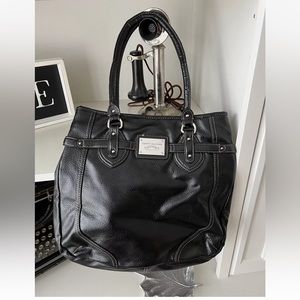 TOMMY HILFIGER Pebbled Leather Black Classic Tote Over Shoulder Large Purse Bag